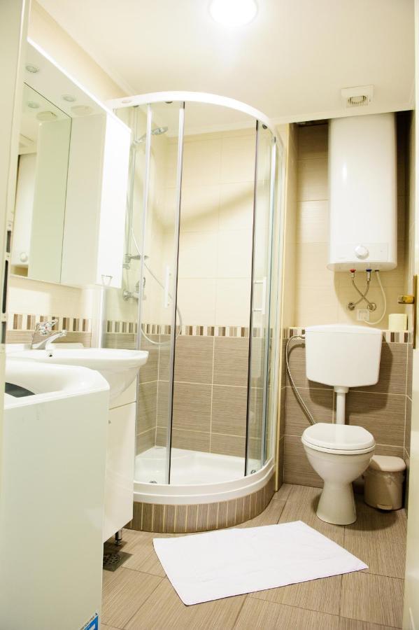Apartments Soelek - Vila Golf روغاسكا سْلاتِنا المظهر الخارجي الصورة